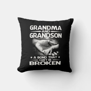Oma und Oma eine Anleihe, die nicht zerbrochen wer Kissen