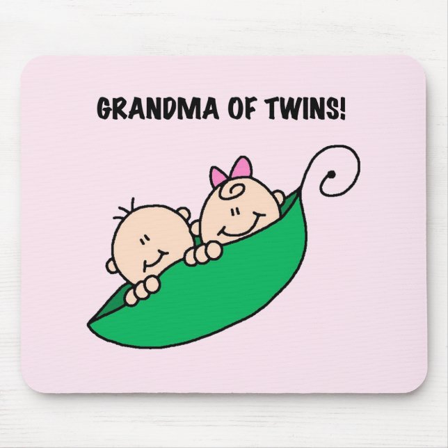 Oma von Twins Peas in a Pod Tshirts and Gifts Mousepad (Vorne)