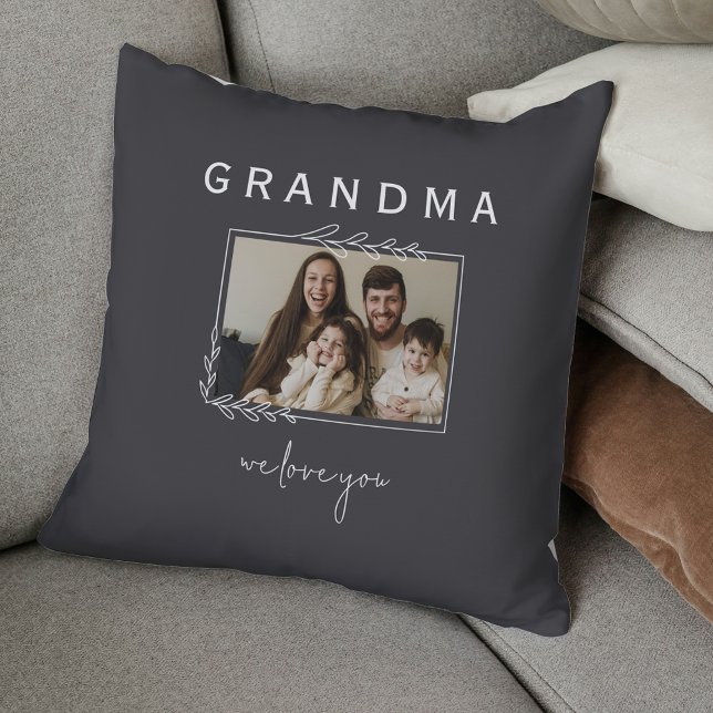 Oma Wir Liebe Sie rustikales Foto Kissen (Grandma We Love You Rustic Floral Photo Throw Pillow
)