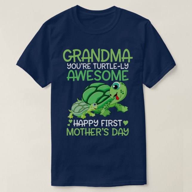 Oma Youre Turtlly Phantastisch glücklich über unse T-Shirt (Design vorne)