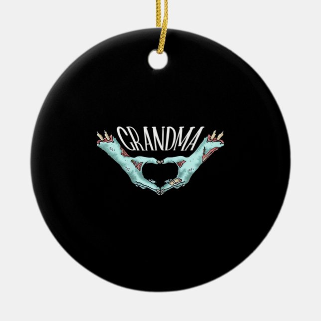 Oma Zombie Hand Herz Halloween Kostümfamilie Keramik Ornament (Vorne)