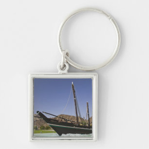 Oman, Muscat, Al Bustan. Al Bustan-Kreisel, Schlüsselanhänger