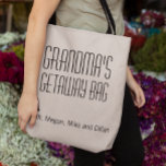 Oma's Getaway Bag von Enkeln<br><div class="desc">This design was created though digital art. It may be personalized in the area provide or customizing by choosing the click to customize further option and changing the name, initials or words. You may also change the text color and style or delete the text for an image only design. Kontakt...</div>