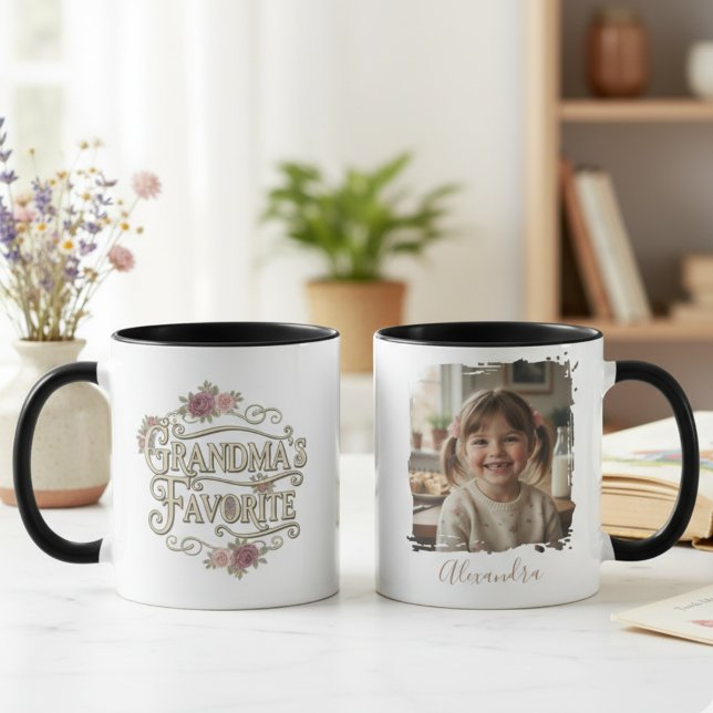 Omas Lieblings-Blumen-Typografie-Foto Tasse (Personalized Grandma photo mug)
