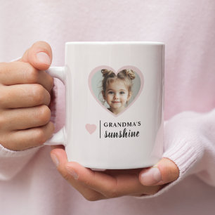 Oma's Sunshine Tasse - Personalisiert Pink