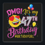 OMG ist mein 47. Geburtstagskind Quadratische Wanduhr<br><div class="desc">OMG ist mein 47. Geburtstagskind</div>