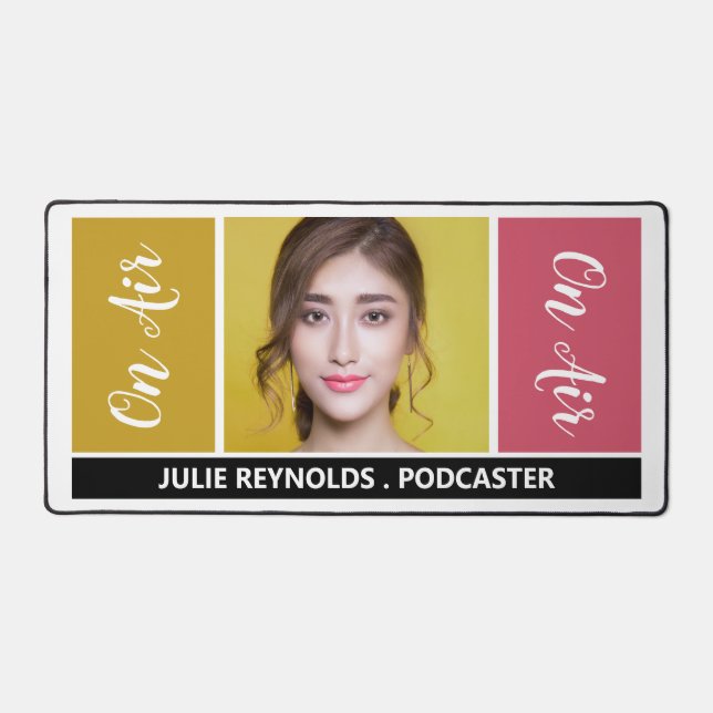 On Air - Podcaster-Foto - Retro-Podcast Schreibtischunterlage (Vorderseite)