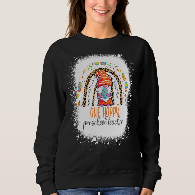 One Hoppe Preschool Lehrer Osterleopard Regenbogen Sweatshirt (Vorderseite)