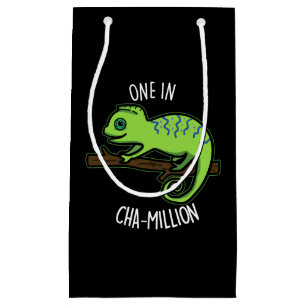 One In Cha-Million Funny Chameleon Pun Dark BG Kleine Geschenktüte