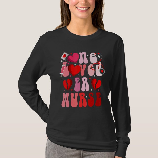 One Loved ER Nurse Hearts Valentine's Nurse Emerge T-Shirt (Vorderseite)