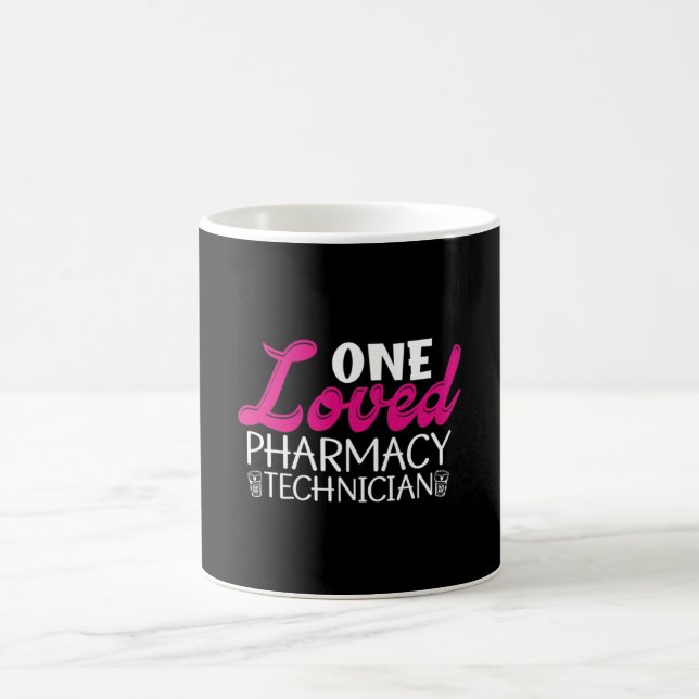 One Loved Pharmacy Technician Medicine Pharmacist Kaffeetasse (Mittel)