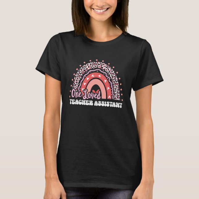 One Loved Teacher Assistant Groovy Valentine's Day T-Shirt (Vorderseite)