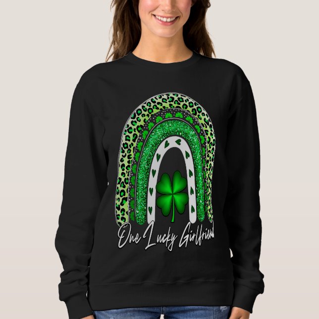 One Lucky Girlfriend Matching Family St Patricks D Sweatshirt (Vorderseite)