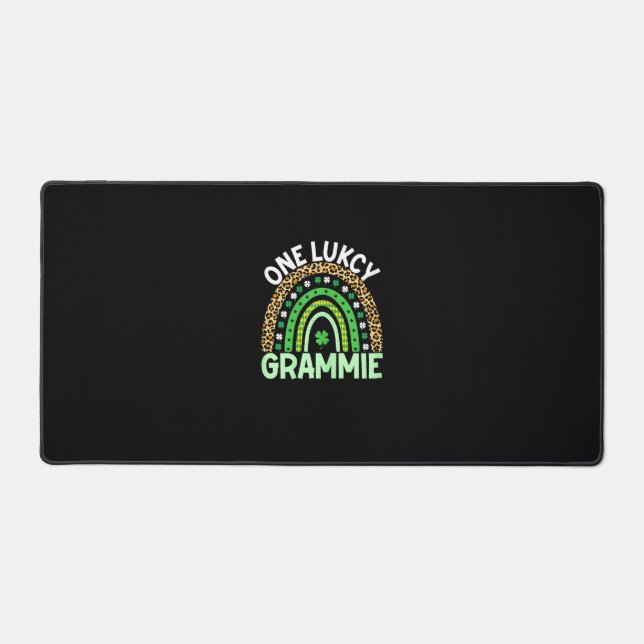 One Lucky Grammie Leopard Rainbow Saint Patrick Schreibtischunterlage (Vorderseite)