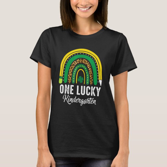One Lucky Kindergarten Rainbow St Patricks Day Tea T-Shirt (Vorderseite)