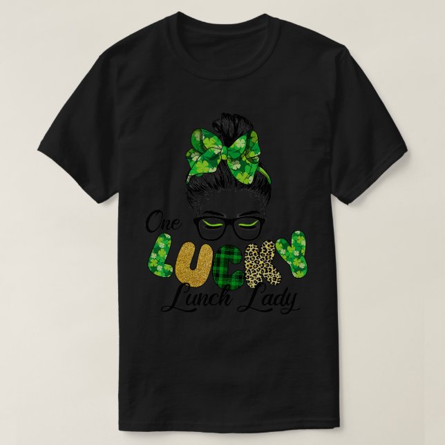 One Lucky Lunch Lady Patrick's Day Leopard Shamroc T-Shirt (Design vorne)