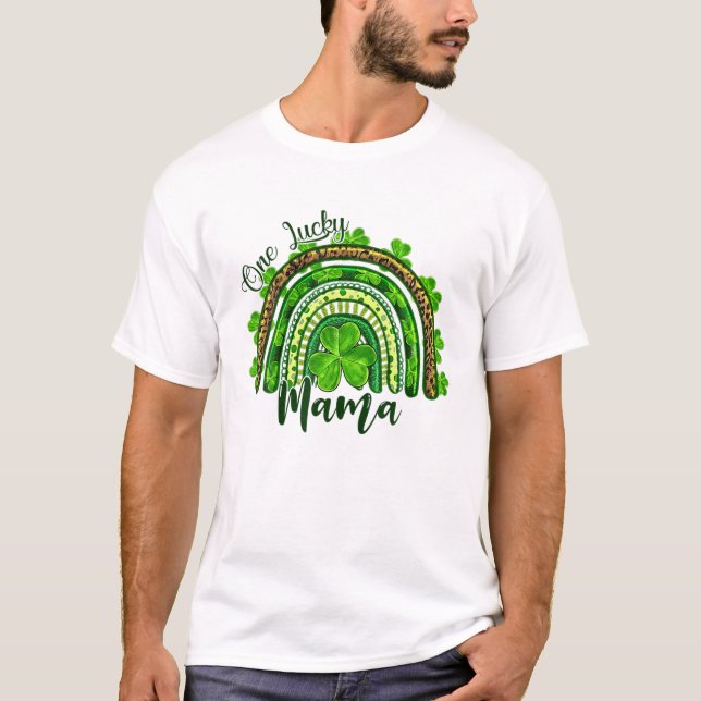 One Lucky Mama Irish Rainbow Leopard Patricks Day T-Shirt (Vorderseite)