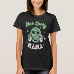 One Lucky Mama St Patricks Day Retro Irish Family T-Shirt