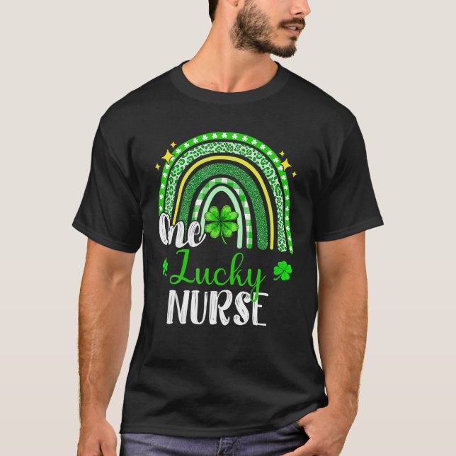 One Lucky Nurse Leopard Print Rainbow St Patrick S T-Shirt (Vorderseite)
