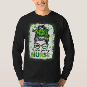 One Lucky Nurse Life gebleicht Messy Bun Patrick S T-Shirt
