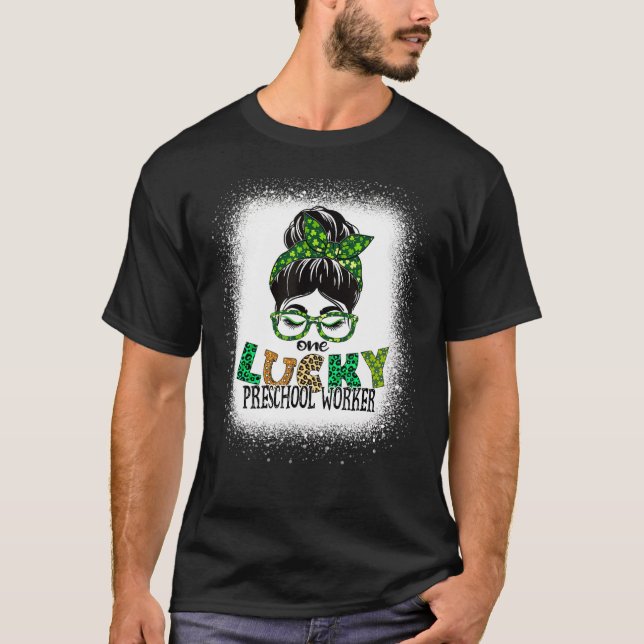 One Lucky Preschool Worker Bleached St Patricks Da T-Shirt (Vorderseite)