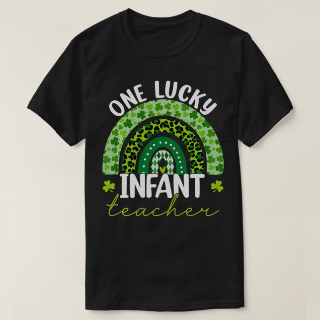 One Lucky Säugling Lehrer Rainbow Saint Patricks D T-Shirt (Design vorne)