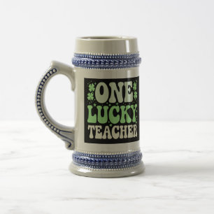 One Lucky Teacher Groovy Retro Teacher St Patricks Bierglas