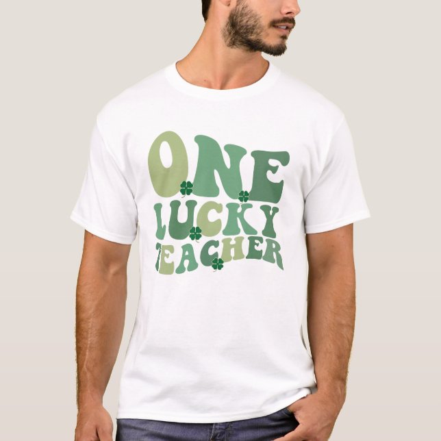 One Lucky Teacher St Patricks Day Retro Groovy T-Shirt (Vorderseite)