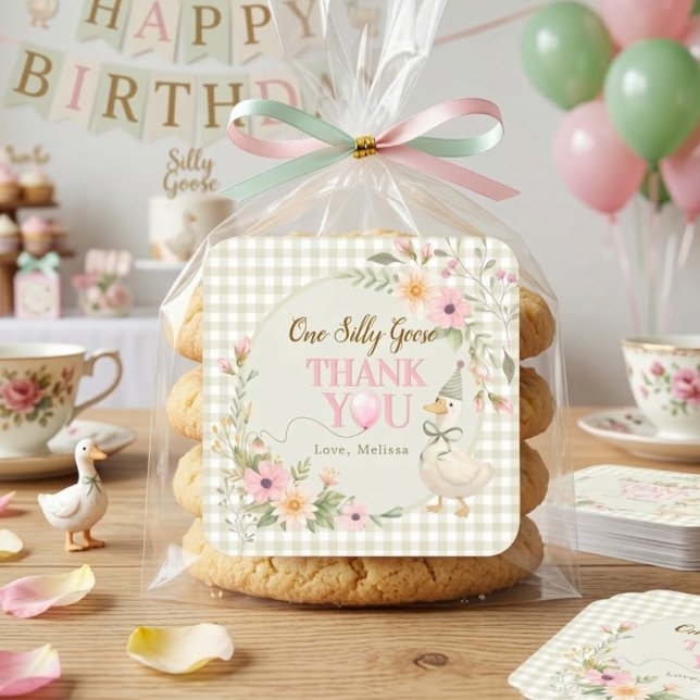 One Silly Goose Gingham Floral Thank You Quadratischer Aufkleber (Von Creator hochgeladen)