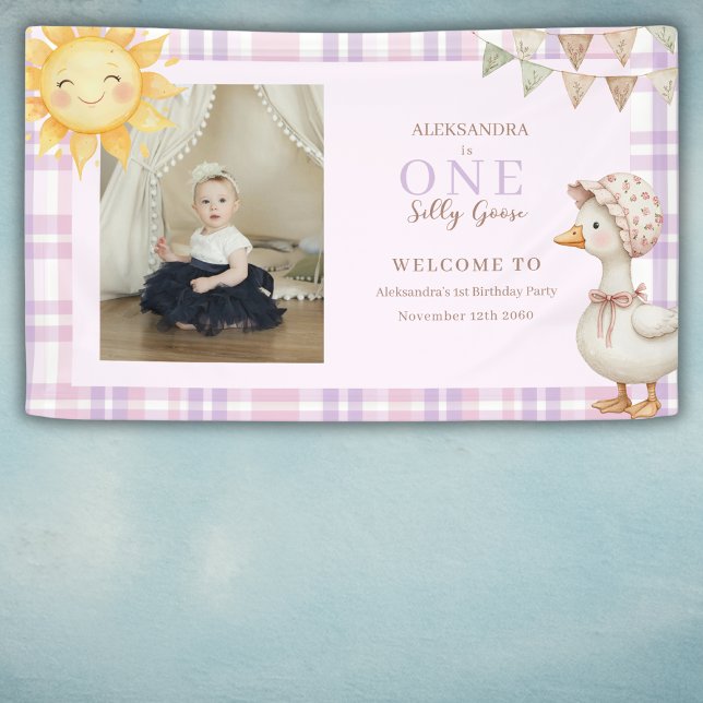 One Silly Goose Girl 1st Birthday Photo Welcome  Banner (Von Creator hochgeladen)