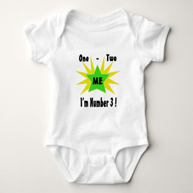 One Two Me Nummer 3 Baby Strampler (Vorderseite)