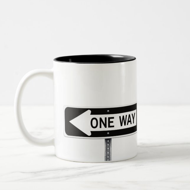 One way sign zweifarbige tasse (Links)