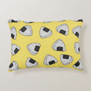 Onigiri (japanische Reiskugel) Hintergrund. nahtlo Dekokissen