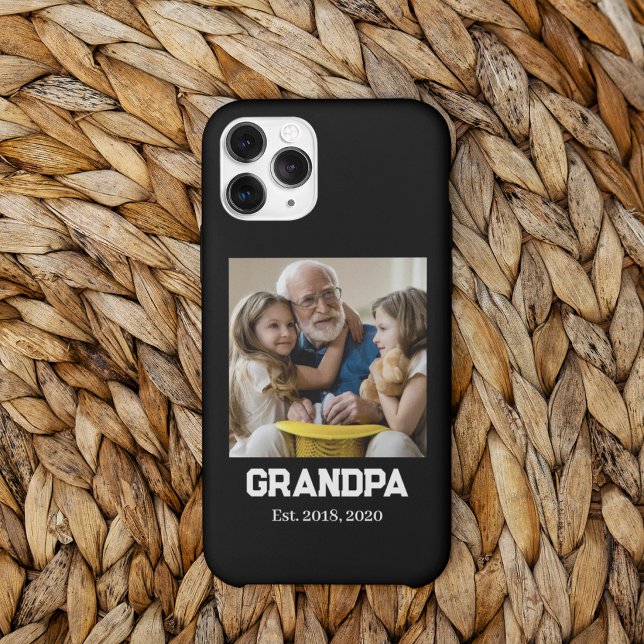 Opa gegründet est. fetter Text Foto iPhone Hülle (Von Creator hochgeladen)