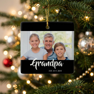 Opa gründete Schwarzweiß-Skript-Foto Keramikornament