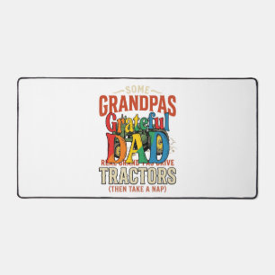 Opa Traktor Vintage Farm Nap-Shirt Design_1 Schreibtischunterlage