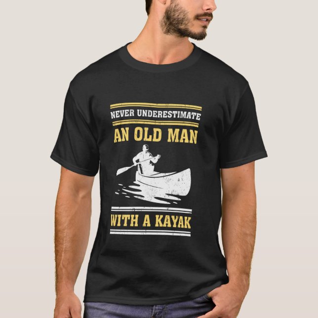 Opa unterschätzt nie einen alten Mann mit Kaya T-Shirt (Vorderseite)
