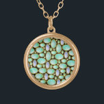 Opal Brooch Gem Gemstone Türkismuster Vergoldete Kette<br><div class="desc">Diese Halskette hat ein hübsches opal-broches Fichendentmuster mit Goldketten. Dieses einzigartige,  bedruckte Design ist so gestaltet,  dass es wie in einem Mosaik auf einem schwarzen,  anpassbaren Hintergrund angeordnet aussieht. Die ovalen Formen haben ein undurchsichtiges Perlmutt mit blauen,  grünen und weißen Wirbel. Es ist ein schönes,  originelles Muster.</div>