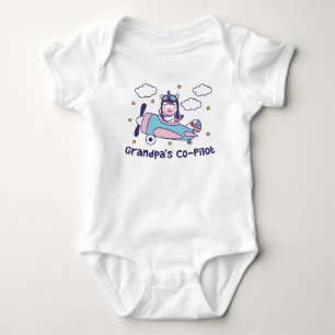 Opa's Copilot - Einhorn-Flugzeug Baby Strampler