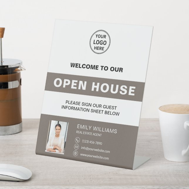 Open House Immobilien-Logo Willkommen Sockelschild (In SItu)