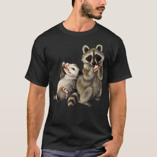 Opossum und Raccoon essen Pizza T-Shirt