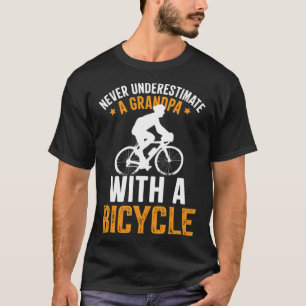 Oppa mit Fahrrad nie unterschätzen anima T-Shirt