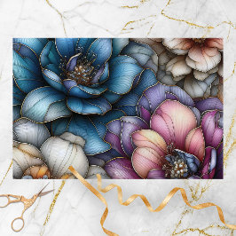 Opulente Blüten mit schimmernden Gold-Konturen Seidenpapier