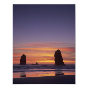 OR, Oregon-Küste, Cannon Beach, Meeresstapel bei 2 Fotodruck
