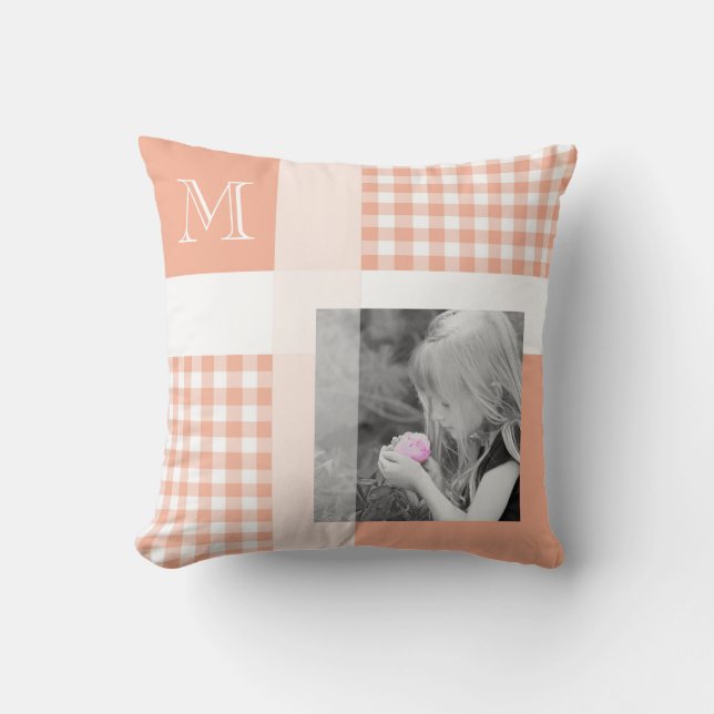 Orange Add Your Foto Gingham Modern Monogram Kissen (Vorderseite)
