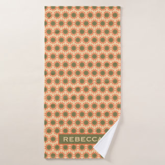 Orange and Green Retro Flower Pattern Personalised Badehandtuch