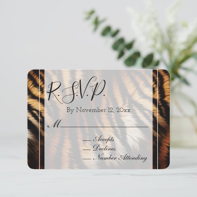 Orange Black Tiger Stripes Animal Wedding RSVP Begleitkarte (Stehend Vorderseite)