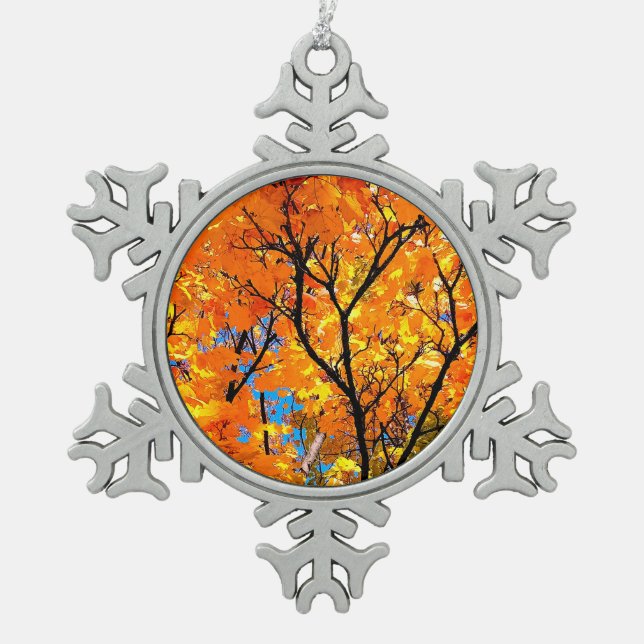 Orange Blätter Schneeflocken Zinn-Ornament (Vorderseite)