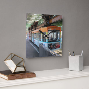 Orange Blue Wuppertal Floating Train Quadratische Wanduhr