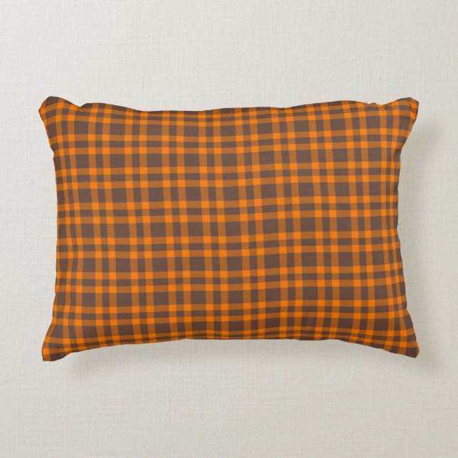 Orange-Braun-Karomuster Dekokissen (Vorderseite)